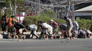 آوای ورزقان:عربستان سعودی مناطقی را در یمن بمباران کرد/ تشکیل نیروی متحد کشورهای عرب در دستور کار اتحادیه عرب/ بمباران اهدافی در استان تعز