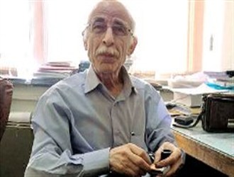 آوای ورزقان:گمان مردم این است که قیمت ها پس از تحریم به حالت قبل بازمی گردد/اگر دولت به واردات بی رویه روی آورد اقتصاد نابود می شود