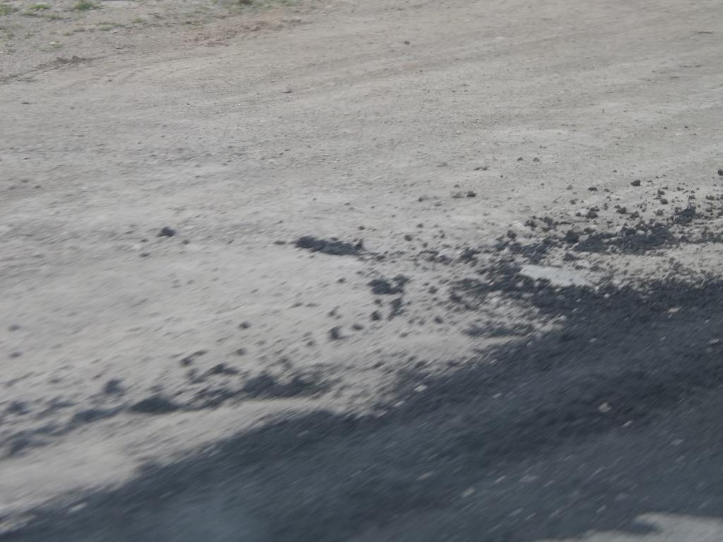 آوای ورزقان: از جدیدترین شیوه لکه گیری آسفالت در ورزقان رونمایی شد!