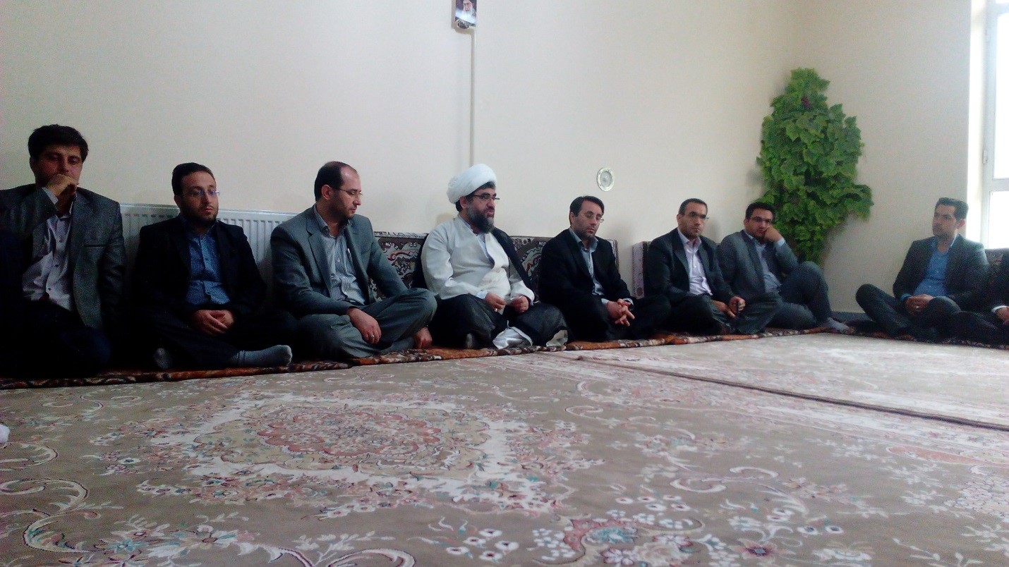 آوای ورزقان: دیدار رئیس و کارکنان دادگستری ورزقان با امام جمعه