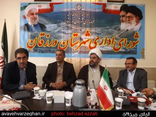 آوای ورزقان:۱۱ درصد جمعیت ورزقان تحت پوشش کمیته امداد است/امام جمعه: تحت پوشش کمیته امداد بودن ۱۱ درصد جمعیت ورزقان تاسف بار است/ علیزاده: دفاع از حقوق مردم خط قرمز من است