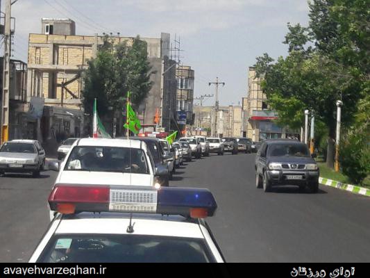 آوای ورزقان: مانور خودرویی گروه‌های تذکر لسانی ادارات شهرستان ورزقان به روایت تصویر