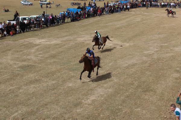 آوای ورزقان: دهمین جشنواره فرهنگی ورزشی جام ستارخان به روایت تصویر
